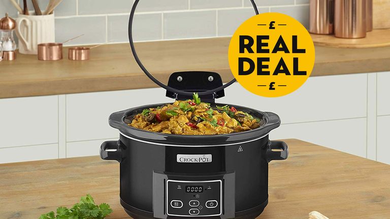 Crock Pot Lift & Serve Digital Slow Cooker with Hinged Lid and Programmable Countdown Timer, 4.7 Litre, CSC052