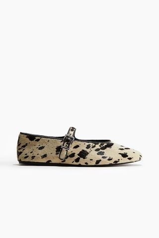 nLQ4XEmj6iBW4qYVbZxkiJ-320-80 31 Chic August H&M الوافدين الجدد يستحقون التحقق