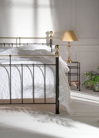Albert brass bed from the Period Living collection at Wrought Iron & Brass Bed Co