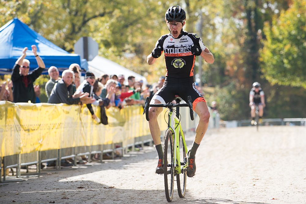 Spencer Petrov takes the win in the junior men's race