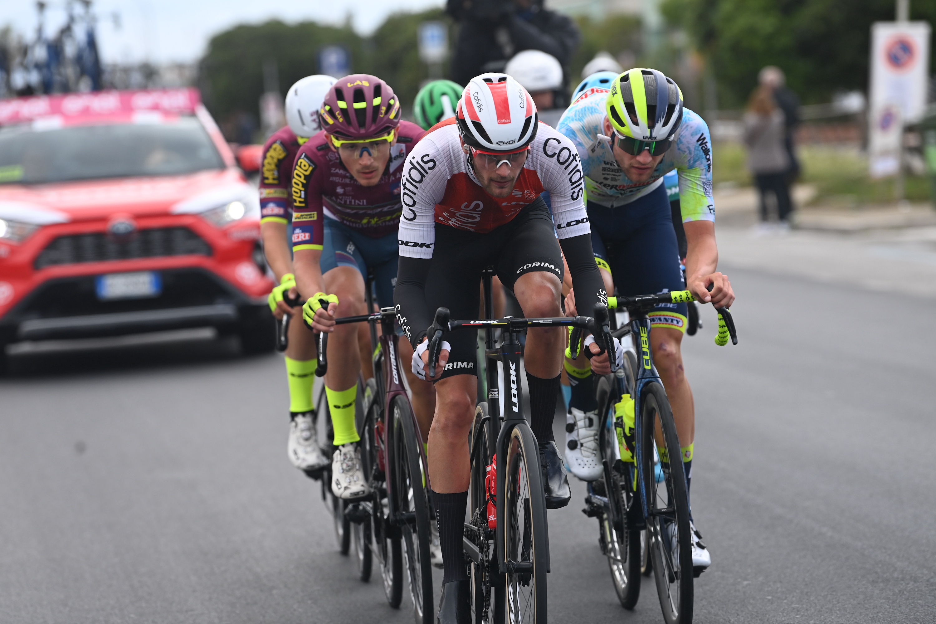 Giro d'Italia breakaway on stage 11