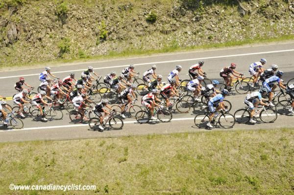 Peloton on KoM 2