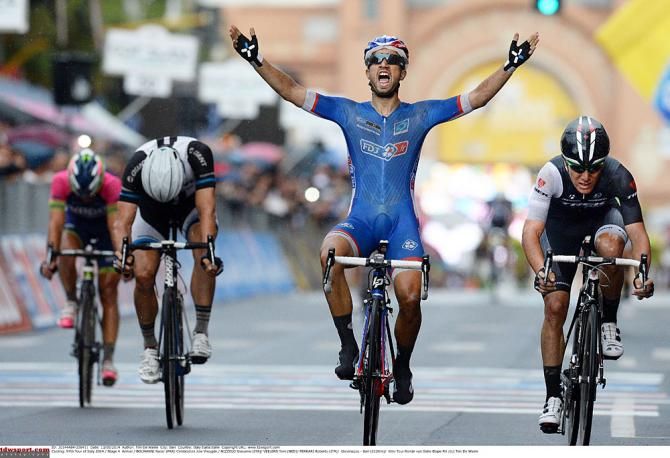 Nacer Bouhanni (FDJ) wins stage 4 of the Giro d'Italia