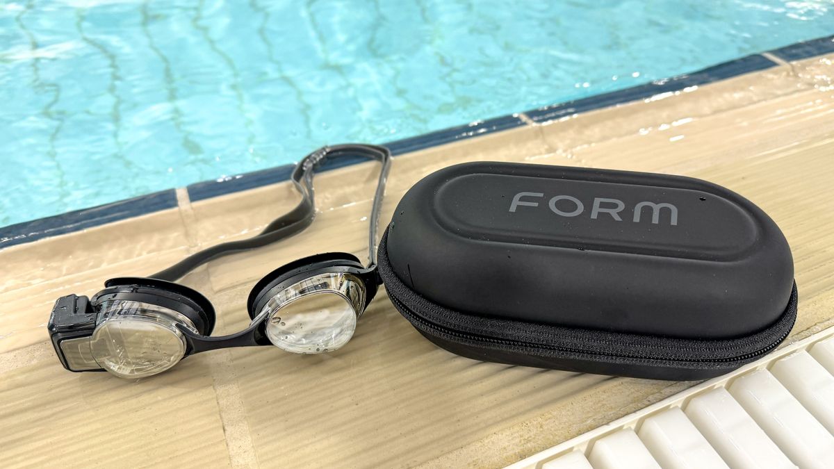 I just went swimming with these smart googles — here’s what happened