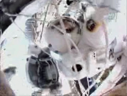 Astronauts Outfit Space Station in Mission&#039;s Last Spacewalk