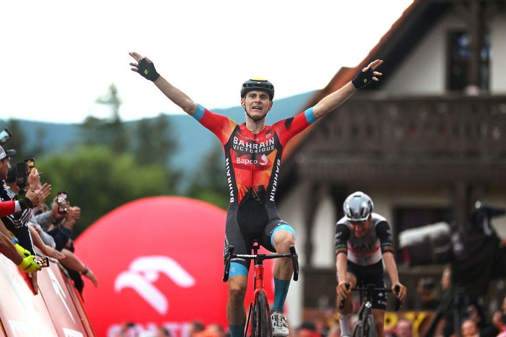 Matej Mohoric (Bahrain Victorious) wins stage 2 of Tour de Pologne