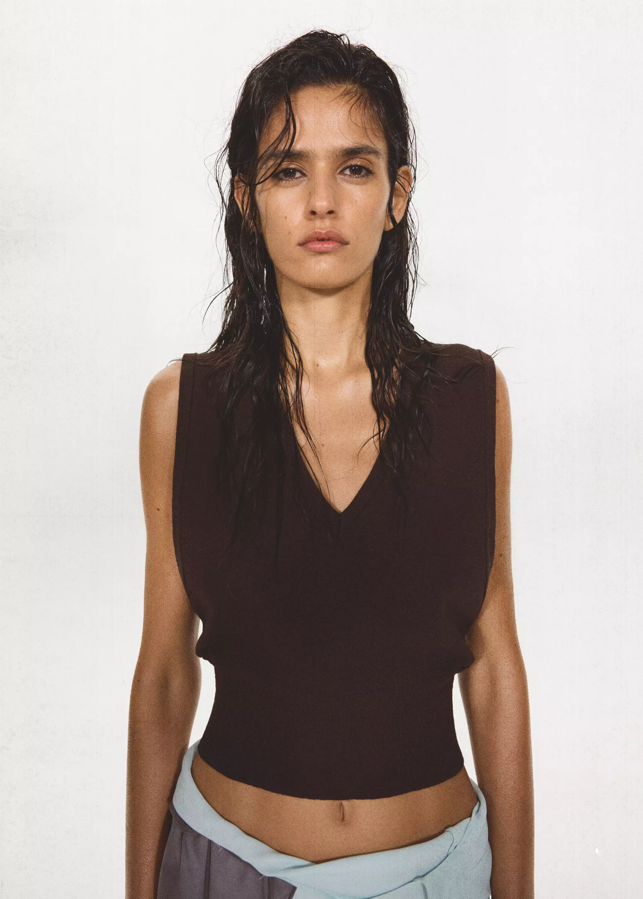 V-Neck Knit Vest - Women | Mango USA