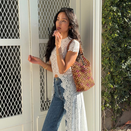 A round up of casual first date outfits. The image shows @kristincabat who is include in the round up. 