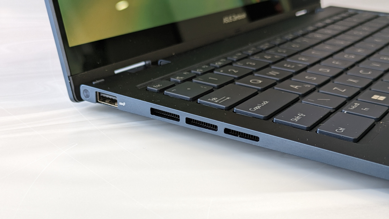 The Asus Zenbook 14 Flip OLED's ports