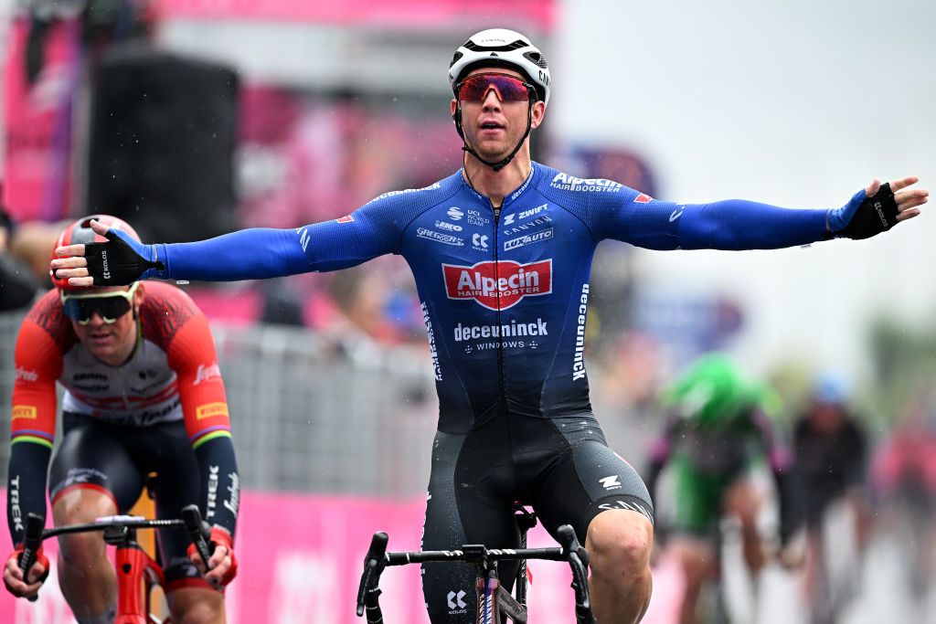 Kaden Groves (Alpecin-Deceuninck) won in Salerno