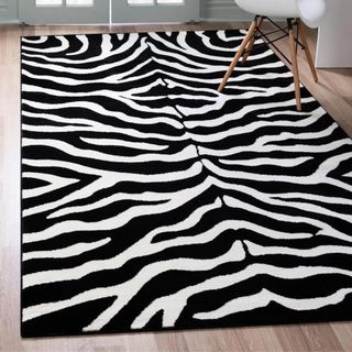 Black and white rug cut out 