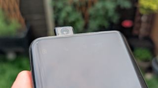 oneplus 7 pro pop-up camera