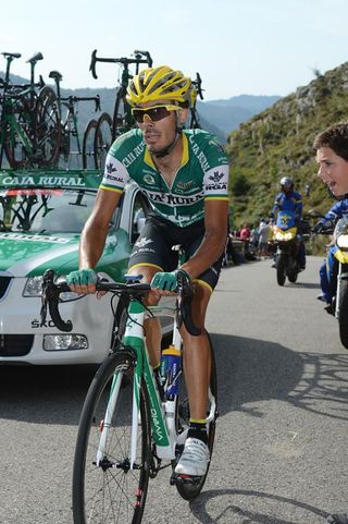 Antonio Piedra (Caja Rural) on a huge ride for his small team