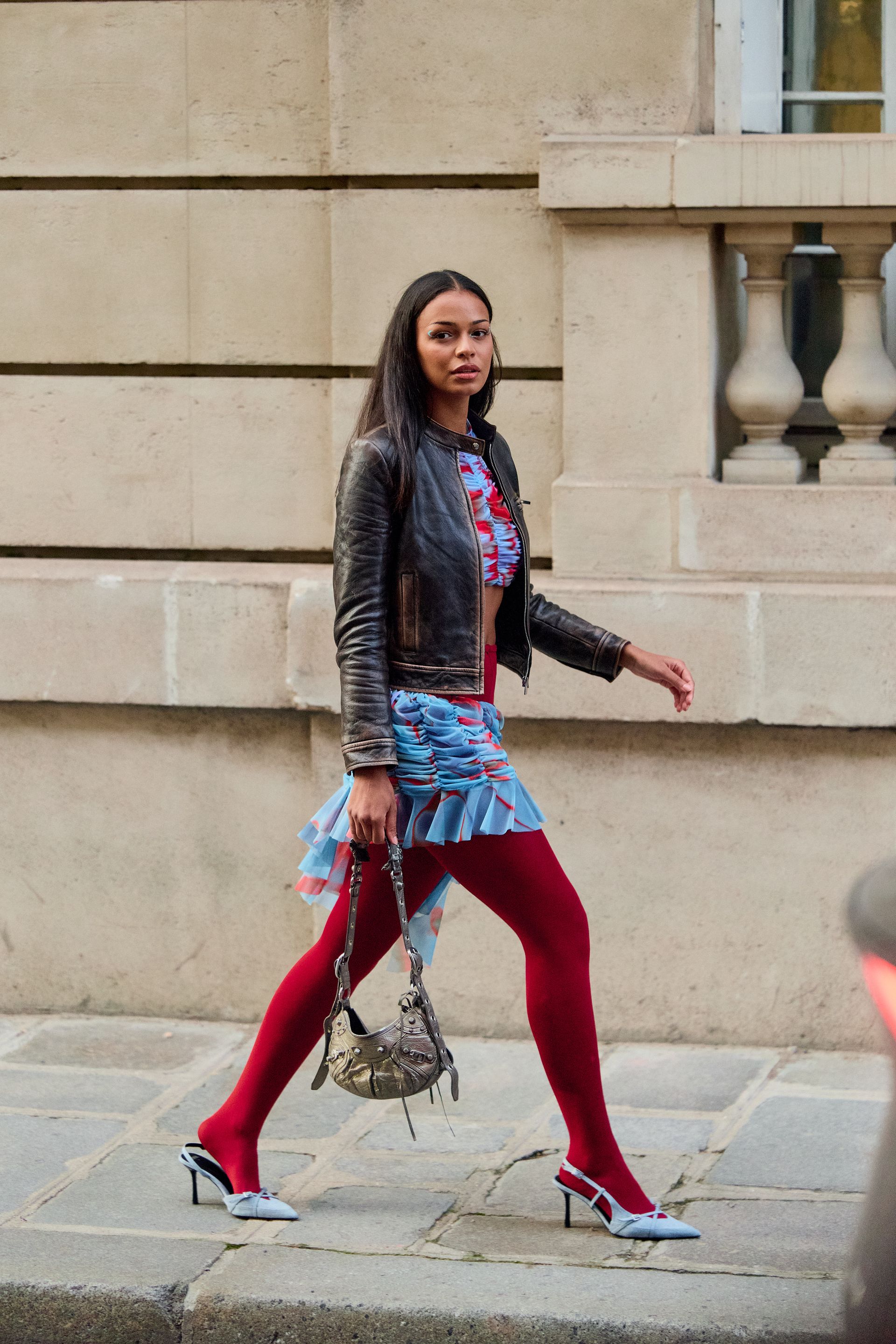 missing-image 6 اتجاهات لأسلوب الشارع نستعين بها من أسبوع الموضة في باريس