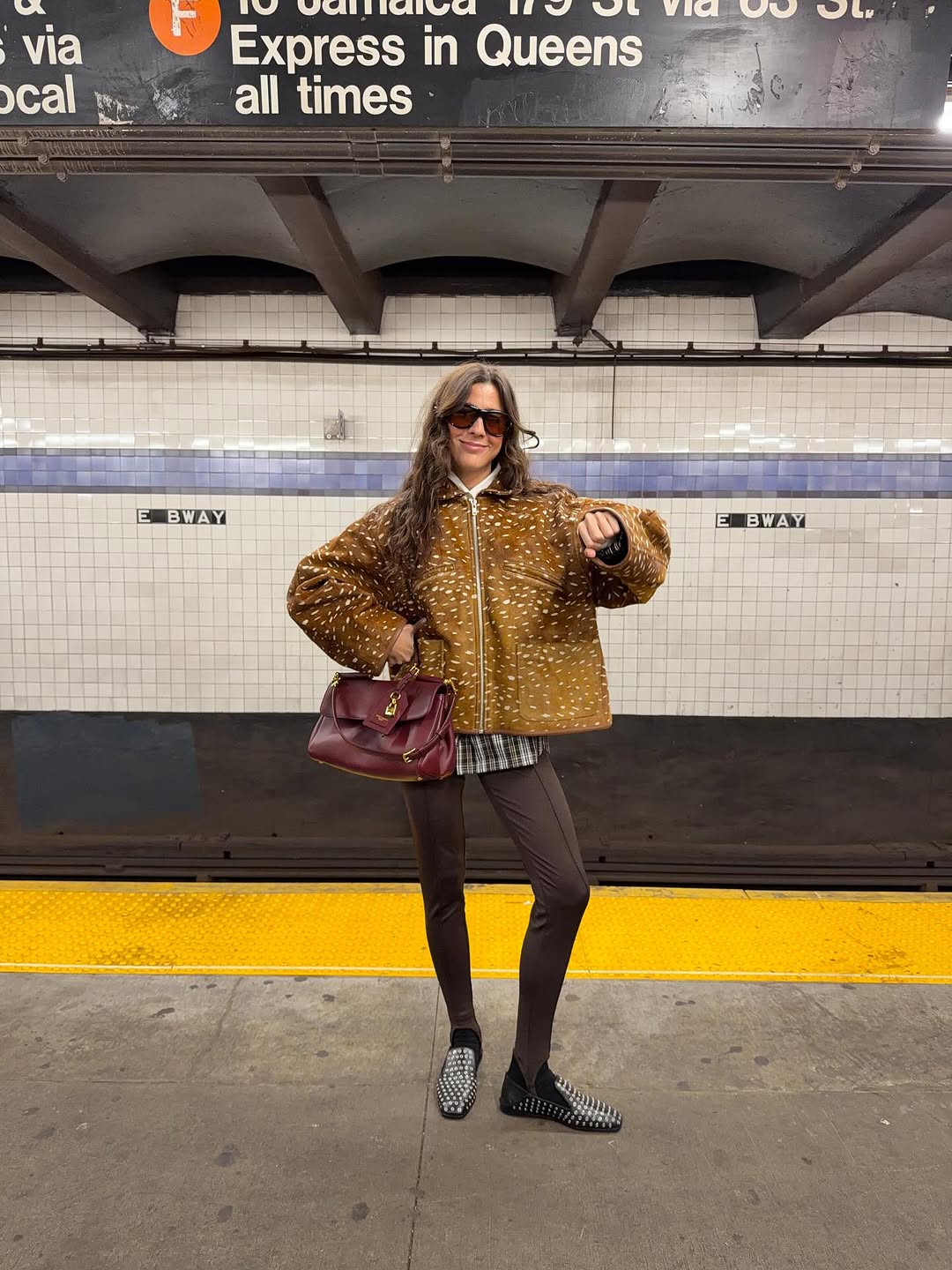 woman wearing winter legging outfit 2025