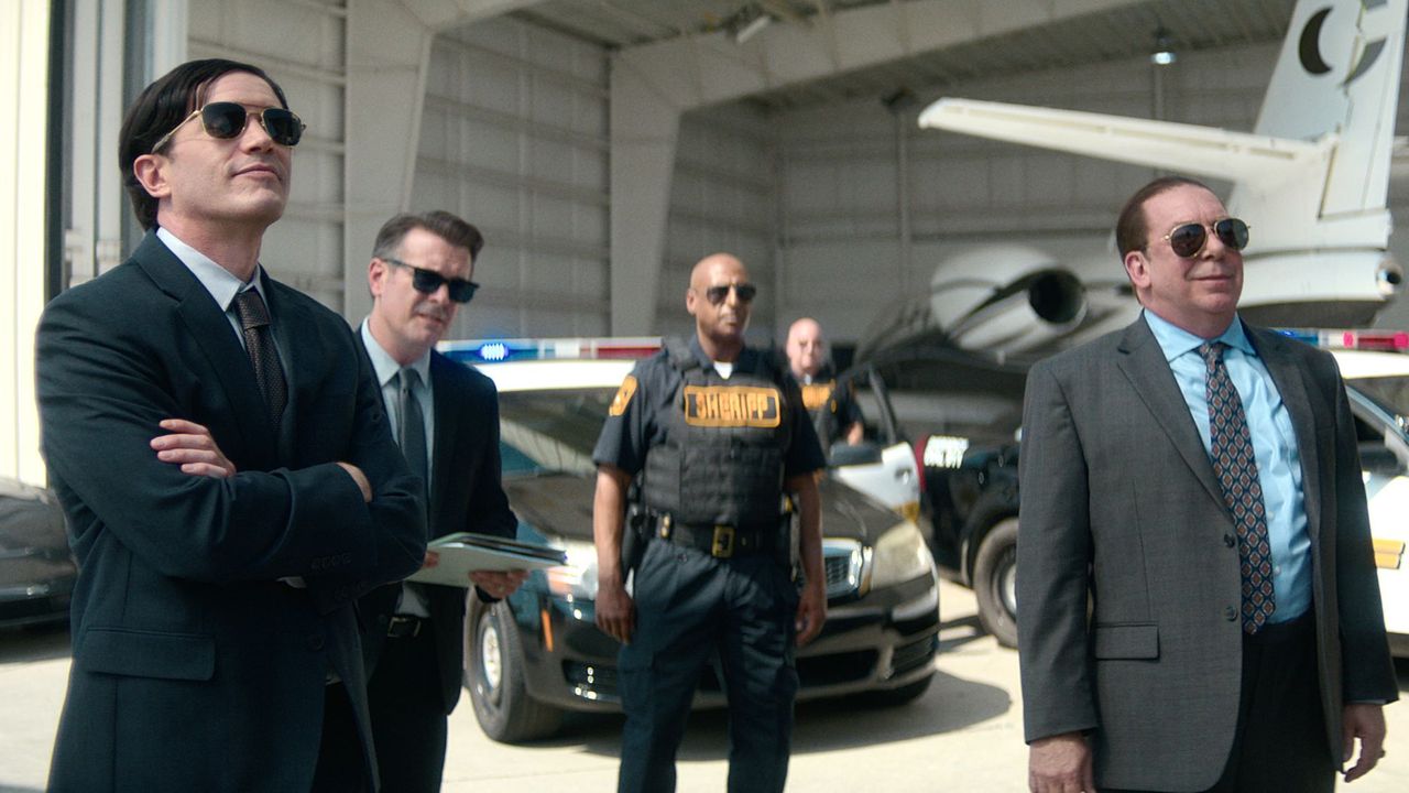 Tom Pelphrey and Bill Camp in A Man in Full