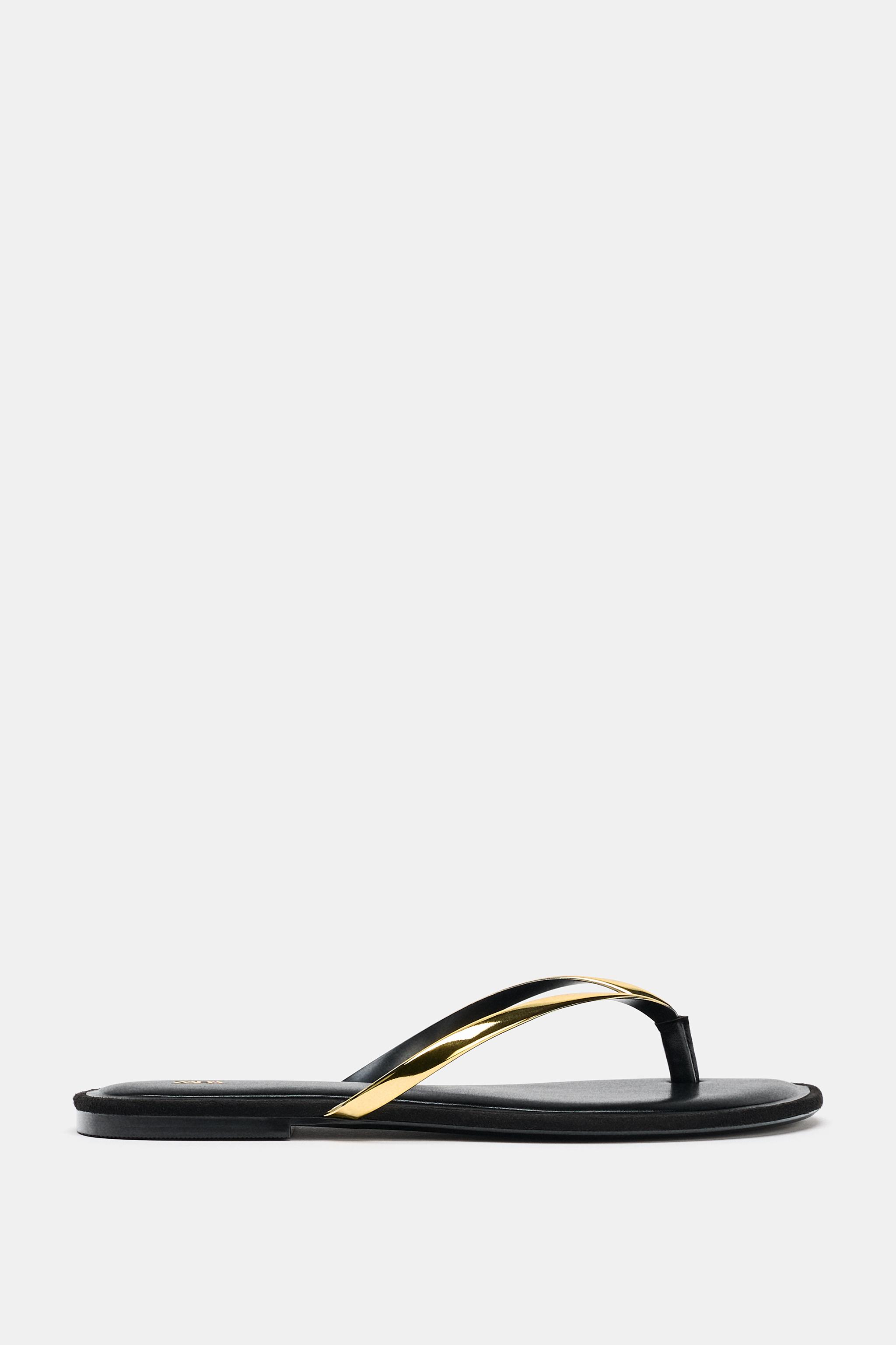 Flat Sandals With Metal Detail
