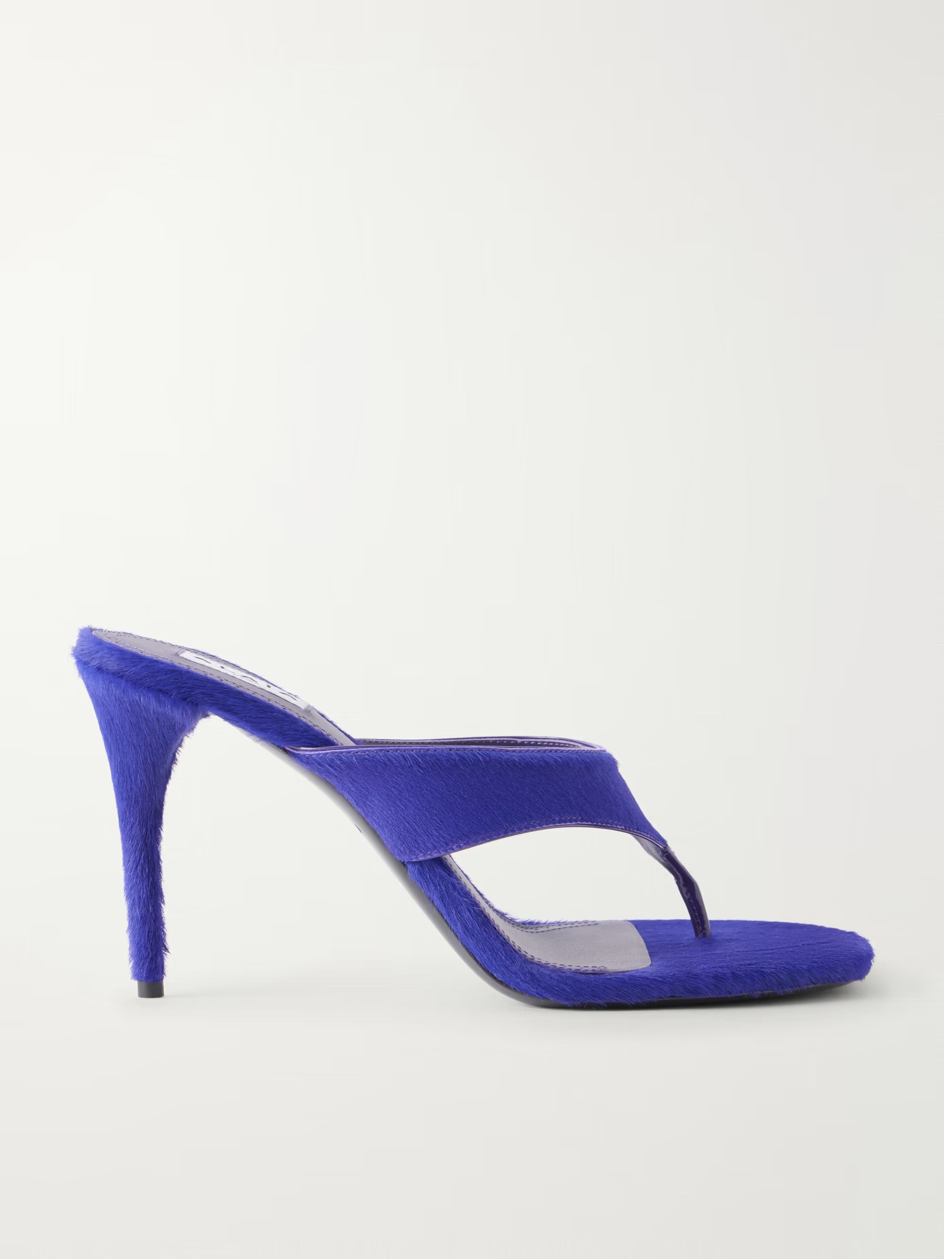 Ala&amp;iuml;a, Sandals