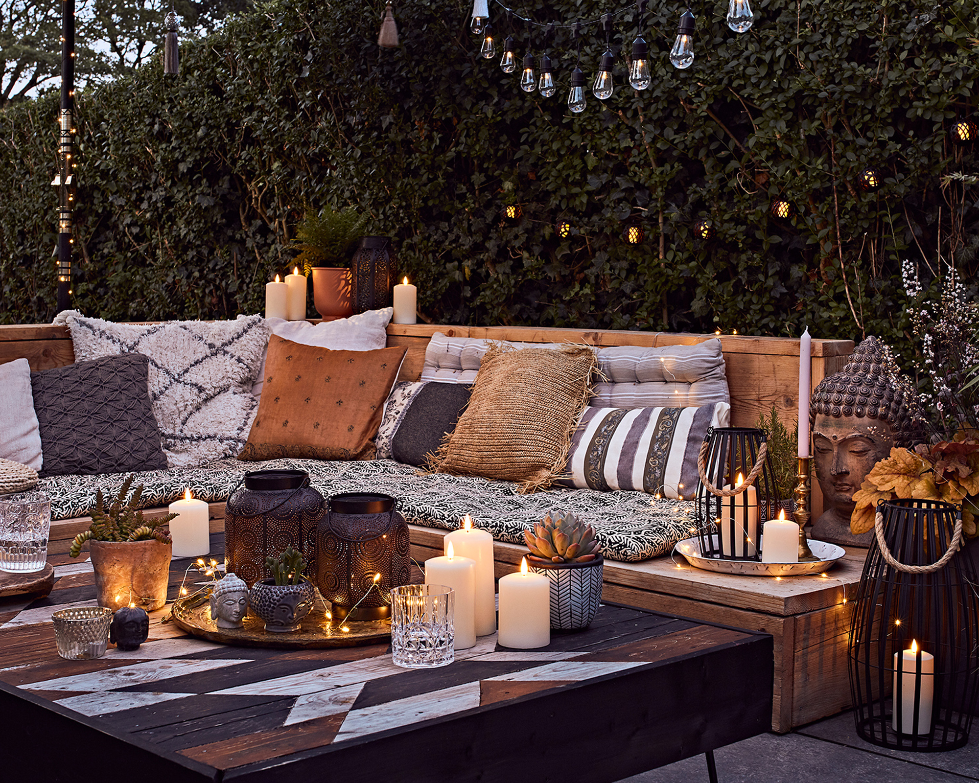 Garden lighting arrangement, Lights4fun