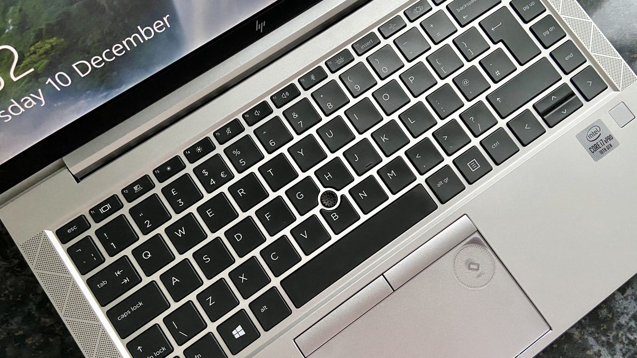 A close-up of the keyboard of the HP EliteBook 840 G7