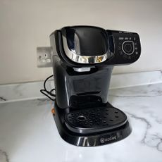 Testing the Tassimo My Way 2 pod machine at home