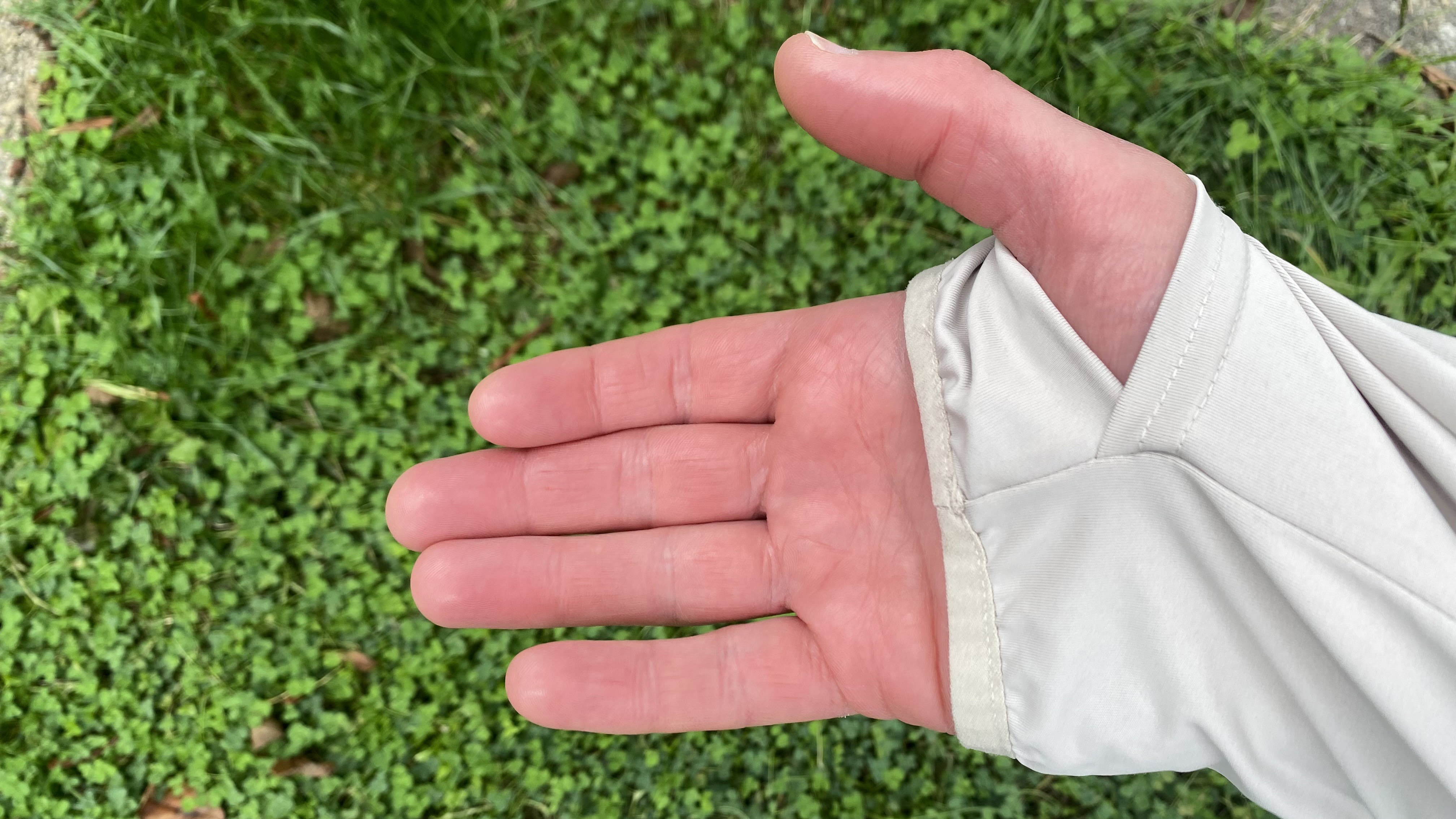 Columbia Skien Valley Hoodie, showing the thumb loops