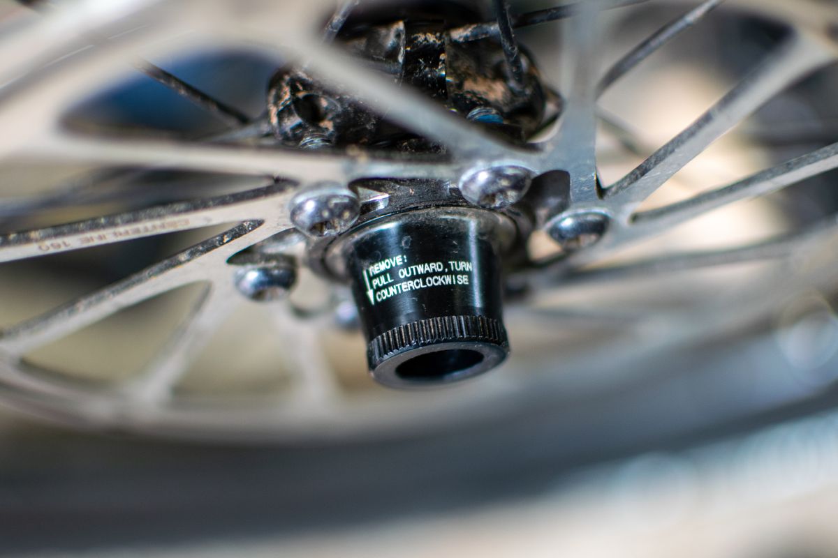 An E13 Piedmont hub end cap