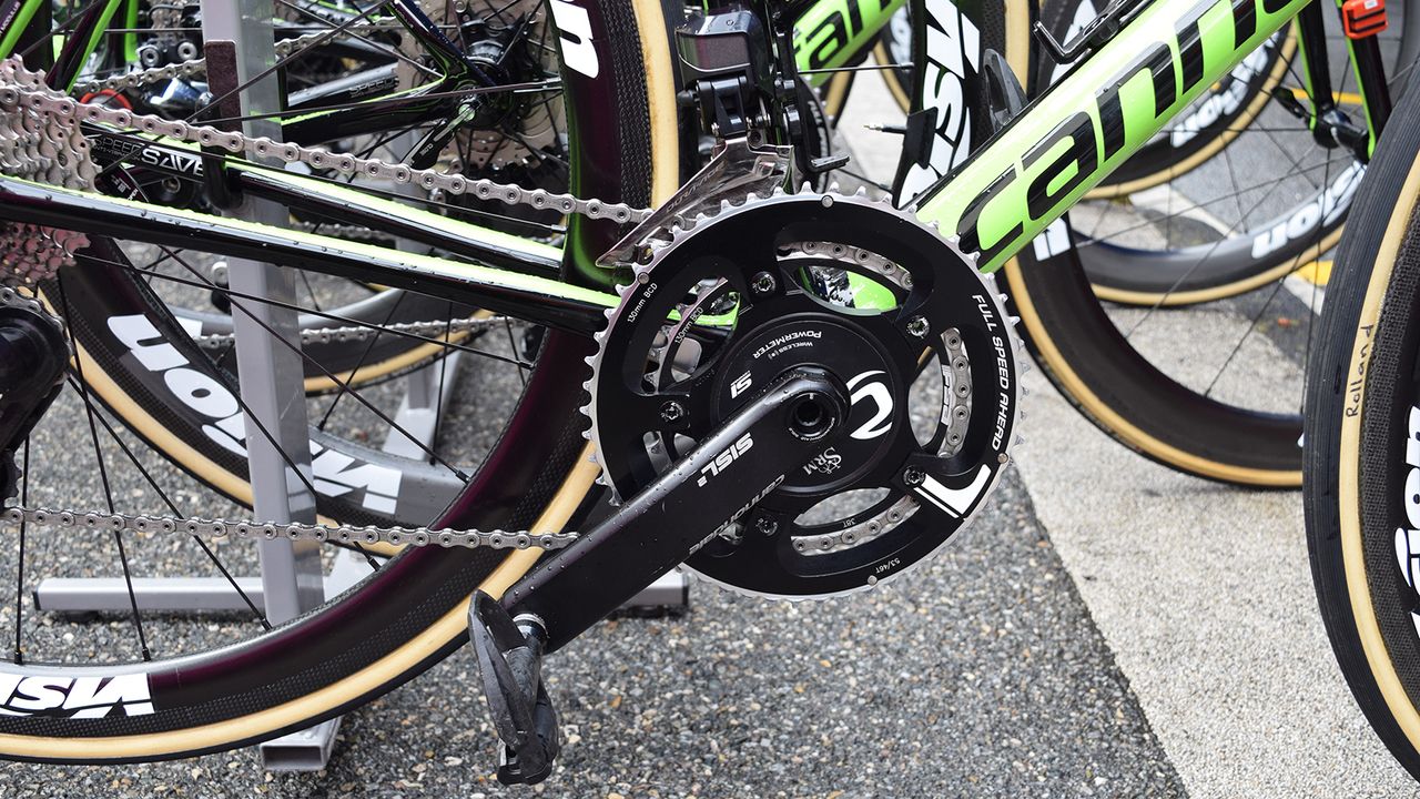 As usual, the EF-Drapac bikes are equipped with Cannondale's propriatary crankset with SRM power meter