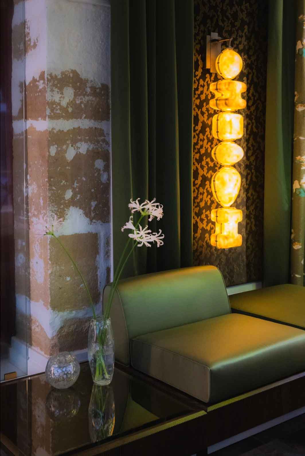 Nilufar installation in Paris