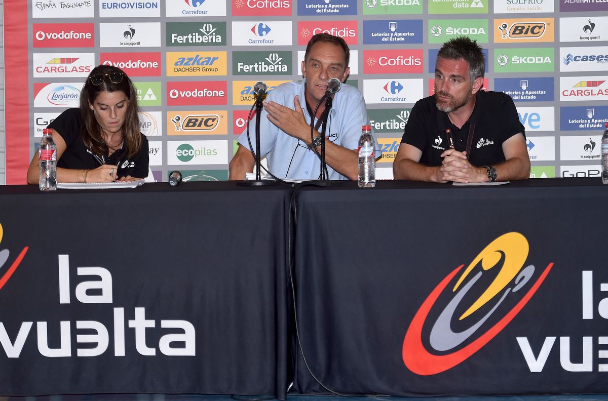 Race officials explain the decision to expel Vincenzo Nibali