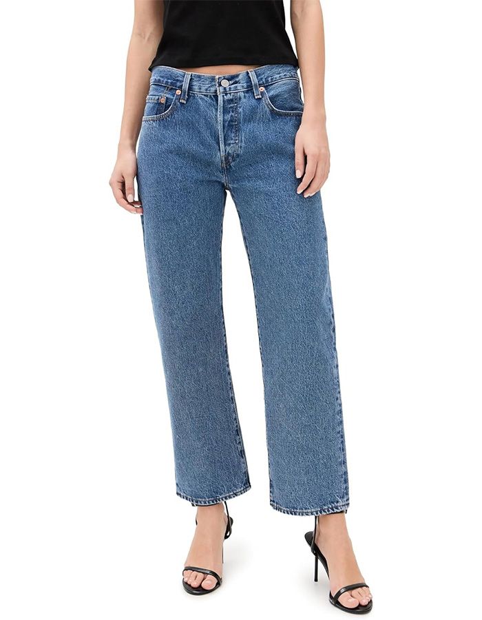 Levi's 501 '90s ankle jeans.