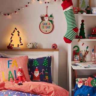 Children's bedroom with Christmas theme