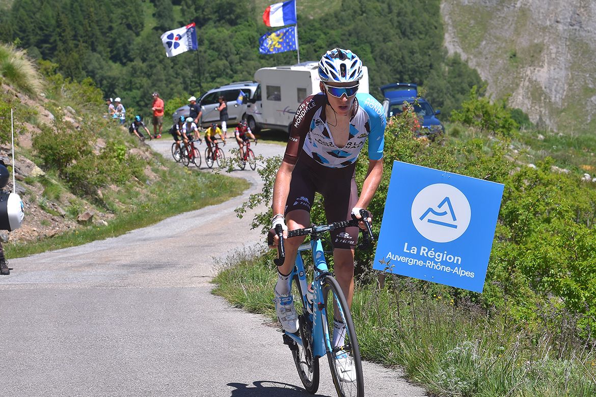 Romain Bardet (Ag2r La Mondiale) on the attack.