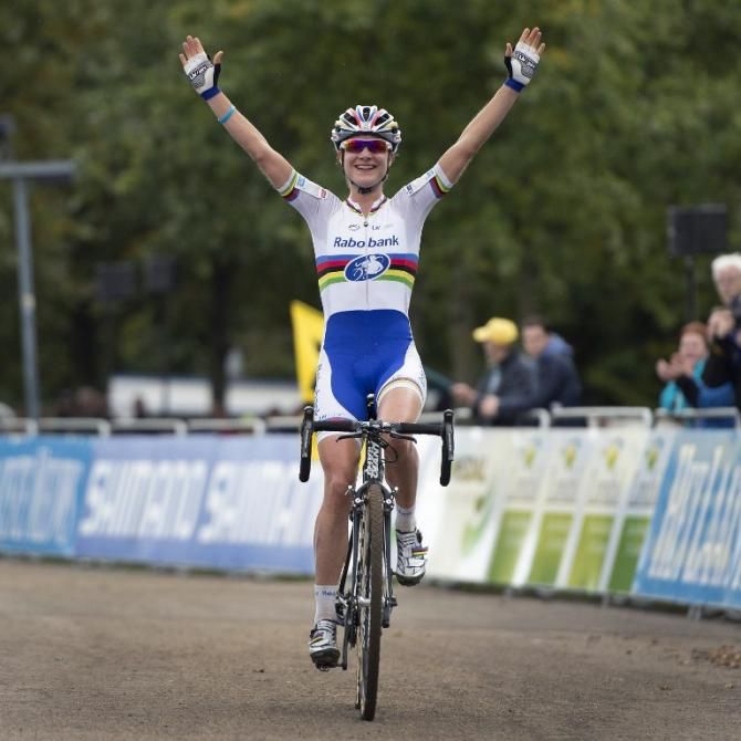 Marianne Vos wins in Valkenburg