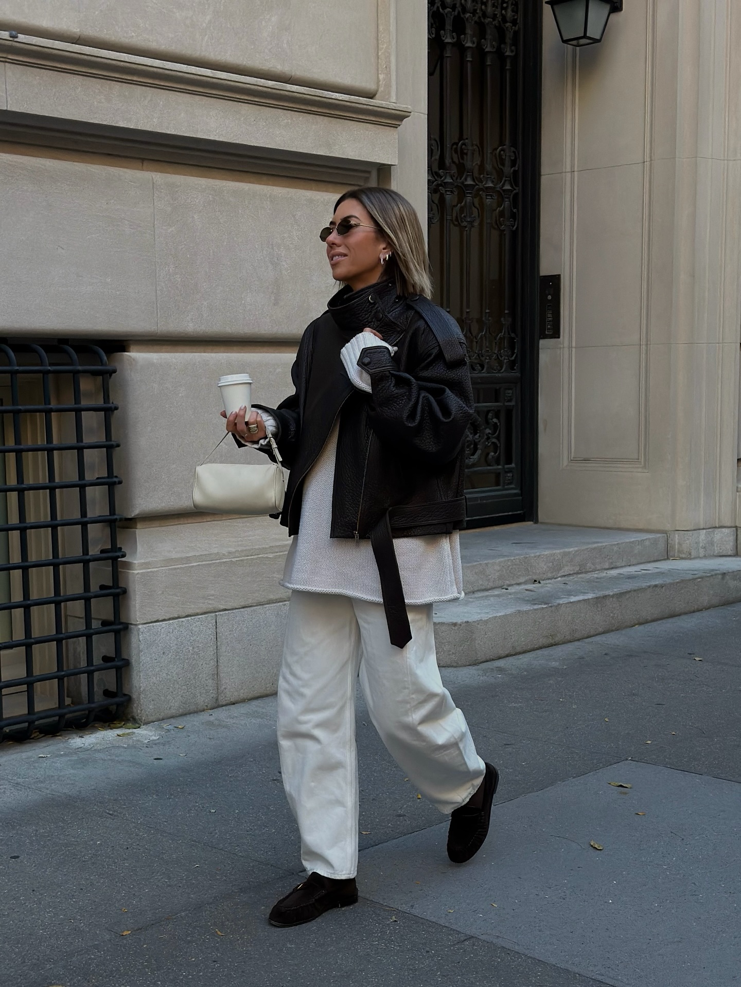 Jeans with loafers outfits