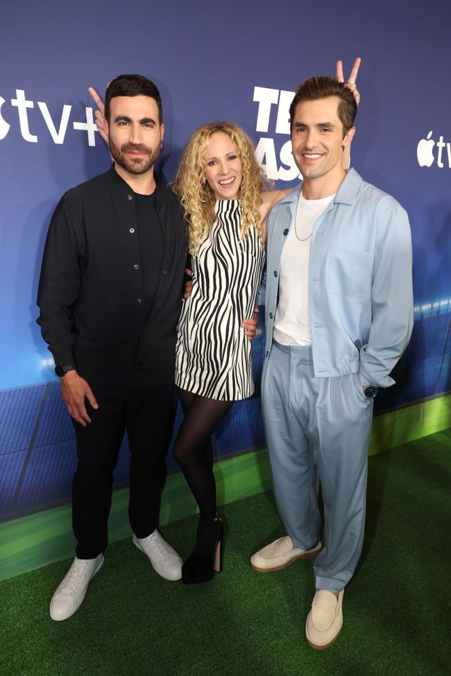(From l.): Brett Goldstein, Juno Temple and Phil Dunster at the Apple TV Plus Emmy FYC tailgate event for Ted Lasso at the Maybourne Hotel Beverly Hills in Los Angeles.