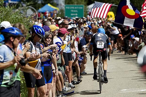 Peter Stetina (Garmin-Cervelo) is cheered on by the Vail crowd