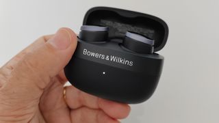 Bowers and Wilkins Pi8