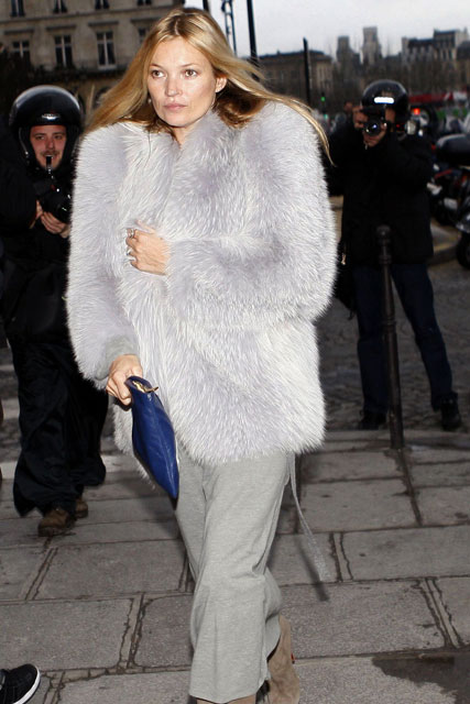 Verdensrekord Guinness Book Serrated Indflydelsesrig Kate Moss looks tres chic as she dines out in Paris | Marie Claire UK