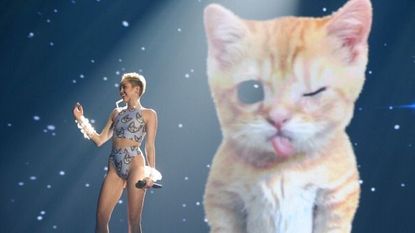 Miley Cyrus AMA Performance 2013