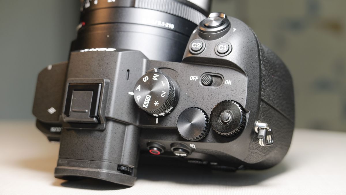 Closeup of the Sony RX10 V bridge camera's top controls