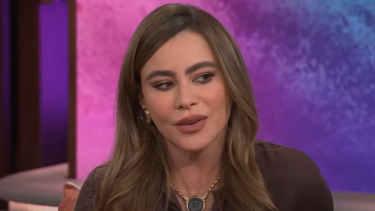 As Romance Rumors Swirl, Sofía Vergara Talks Dating In The Public Eye(02)