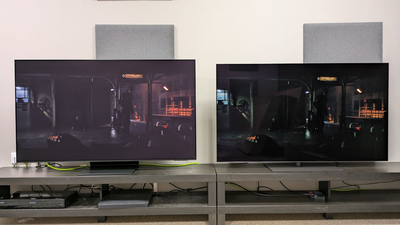 Samsung S95F (left) and LG G5 (right) showing The Batman, in Filmmaker Mode, in bright conditions