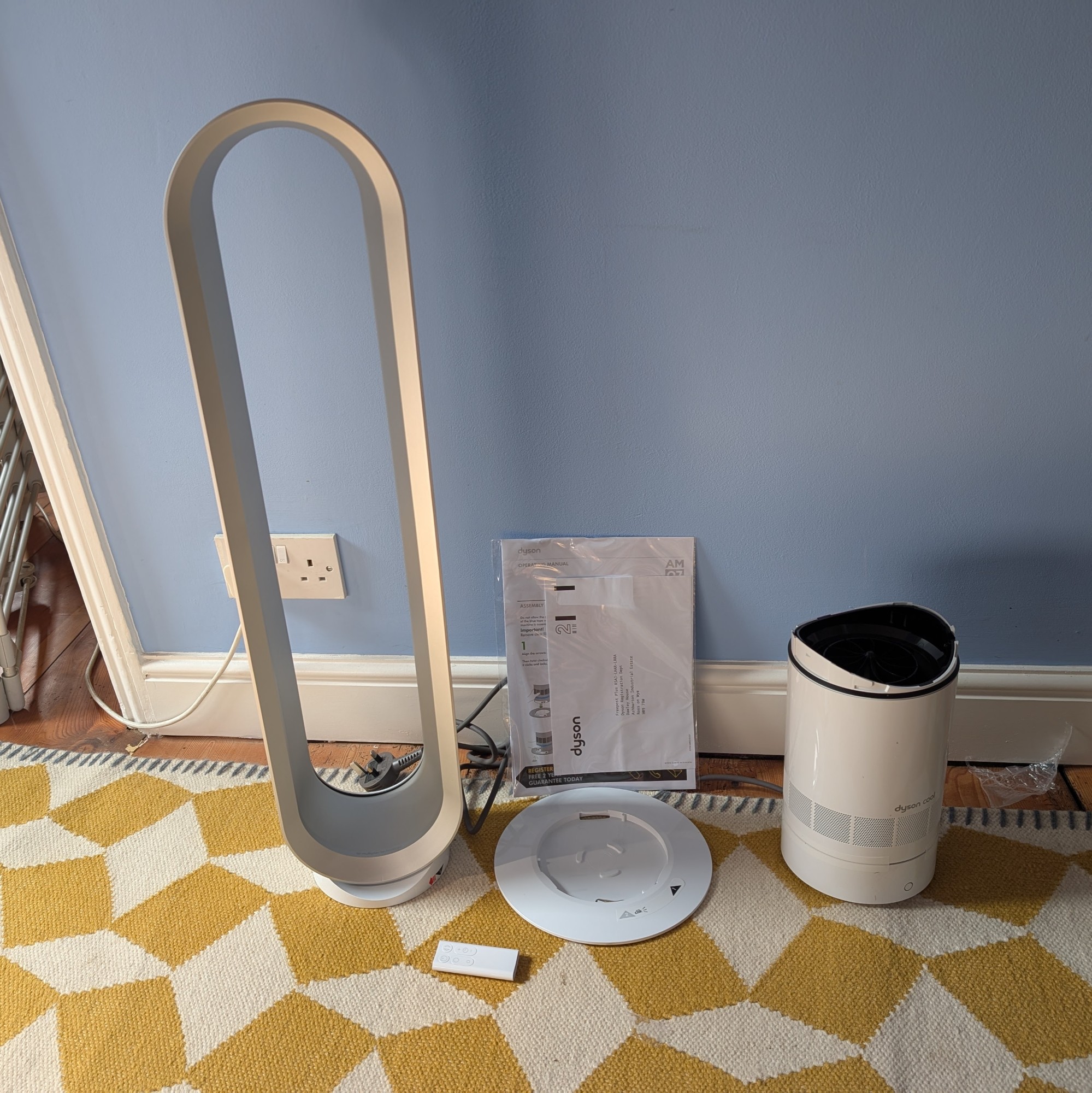 Dyson Cool AM07 Tower Fan in home testing