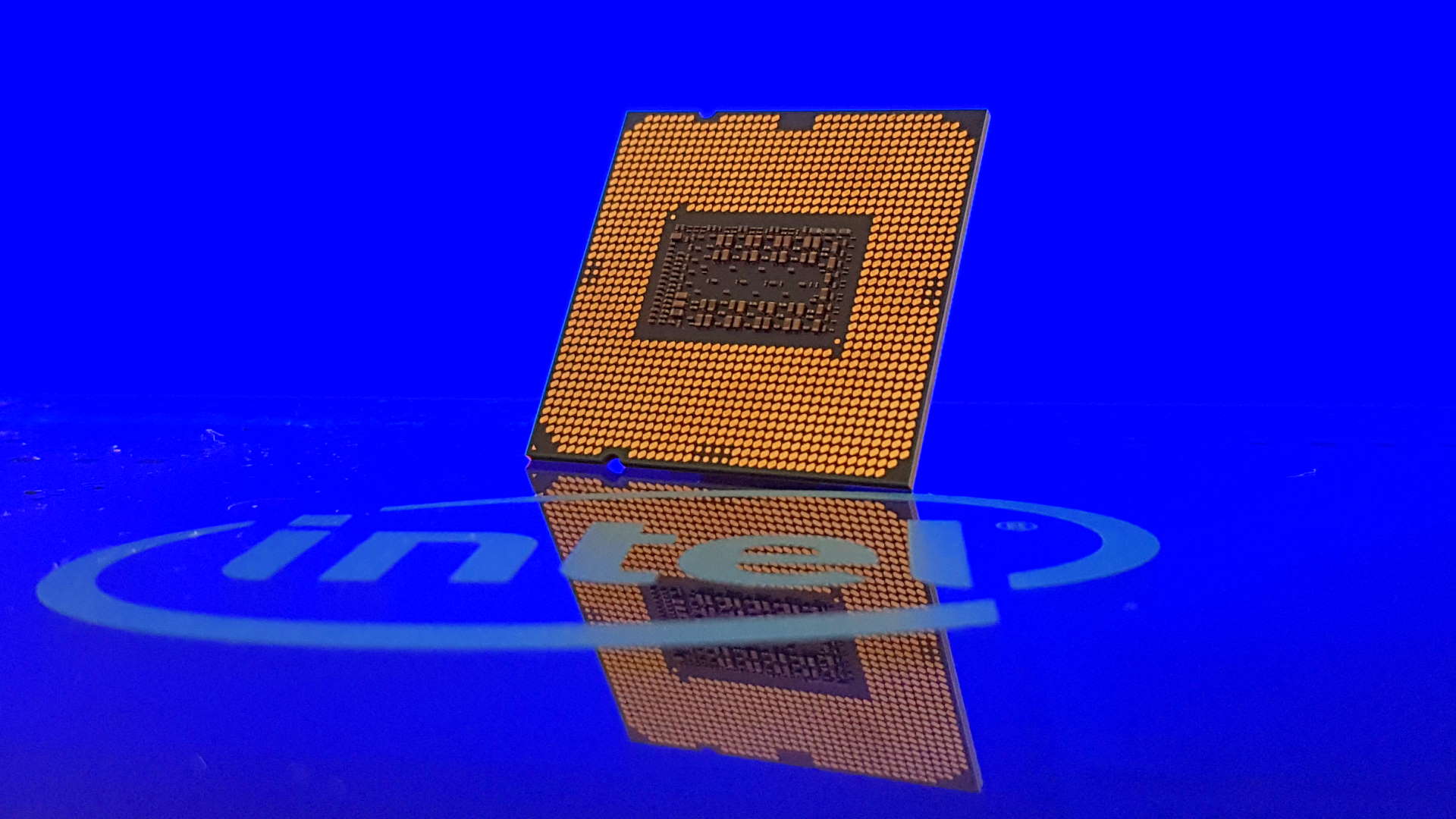 Hardware vulnerability in Intel processors