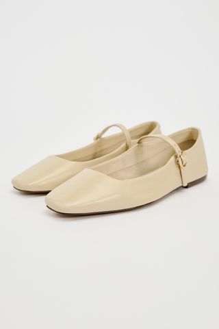 pale yellow flat shoes