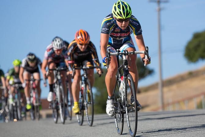 Irena Ossola, the sole rider from Team Kenda, tries to escape on the final lap.