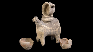 A Late Bronze Age "tea set" 