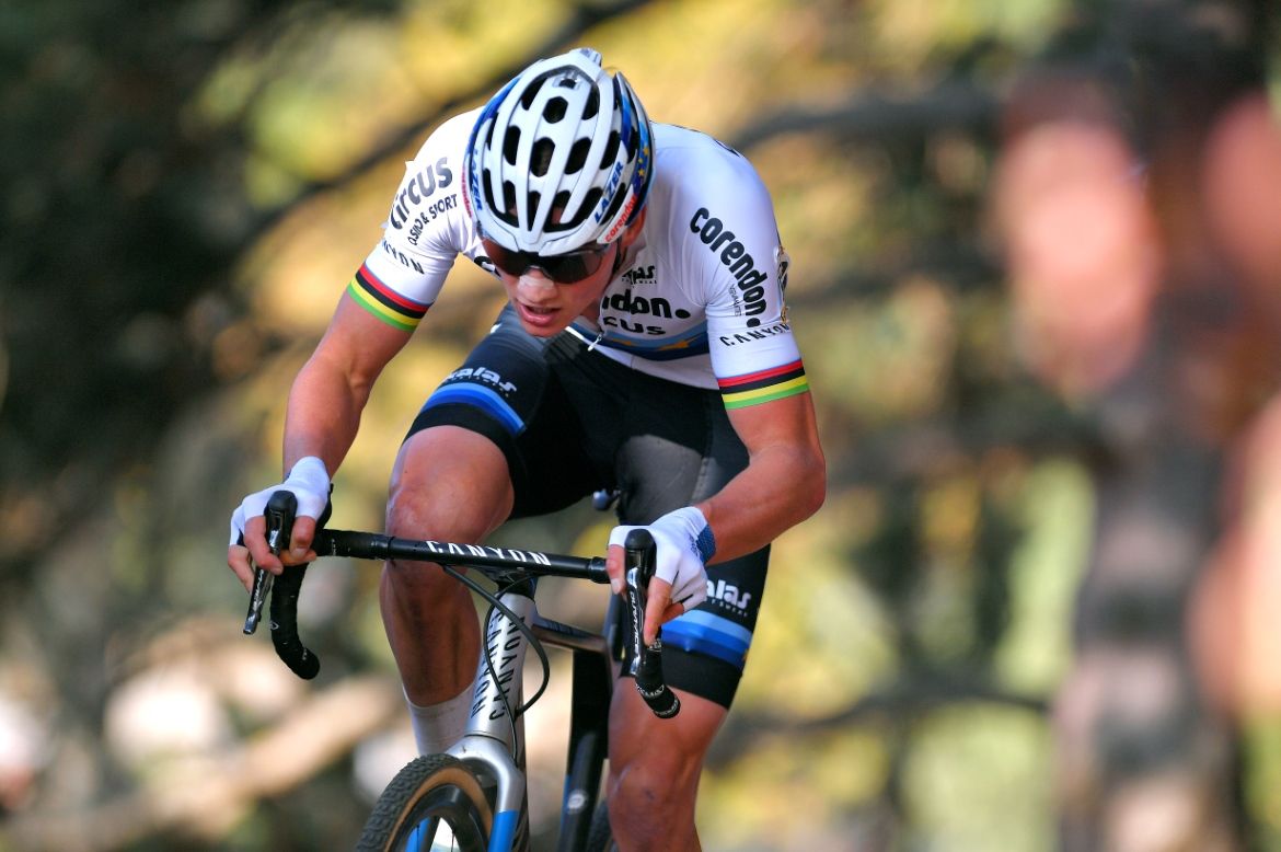 Mathieu van der Poel digs deep