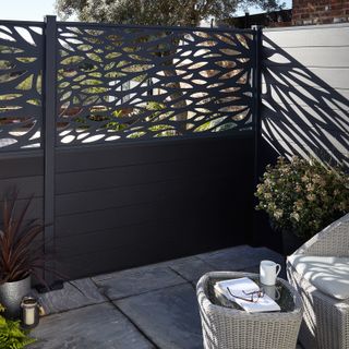 decorative garden fence in black